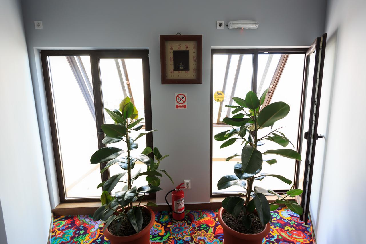 Corner Center Rental Бузеу Екстер'єр фото