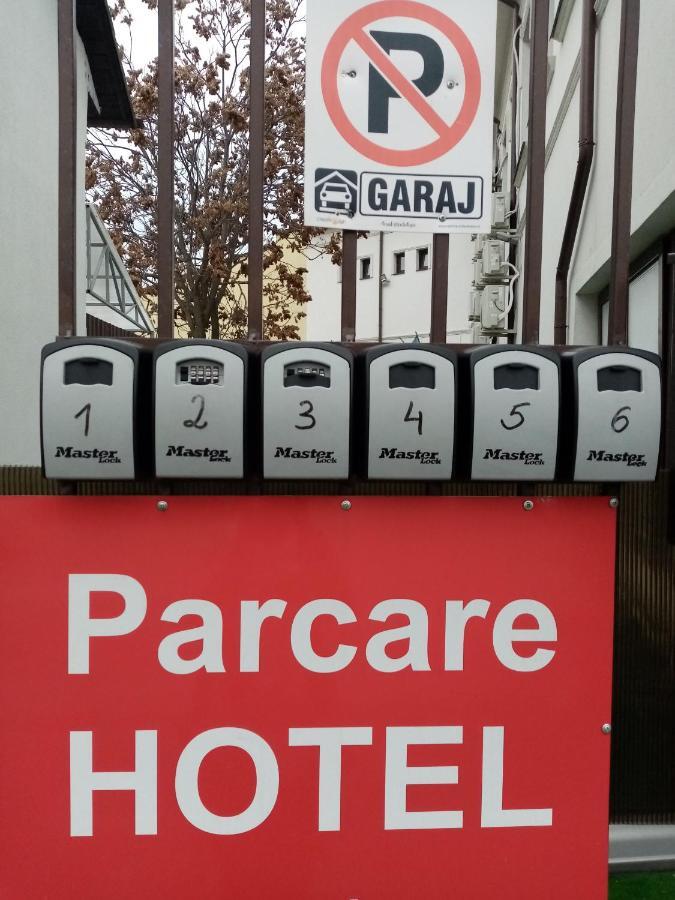 Corner Center Rental Бузеу Екстер'єр фото